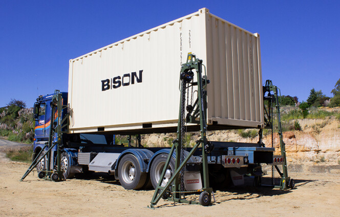 Mantis Truck2 865x487